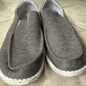 Hey dudes/Men's Casual Gray Shoes sz 9